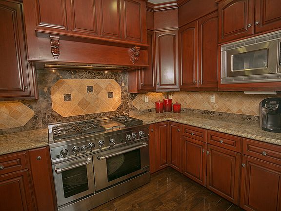 6 Burner w/Griddle Range