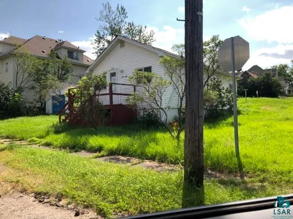 223 N 6th Ave, Proctor, MN 55810