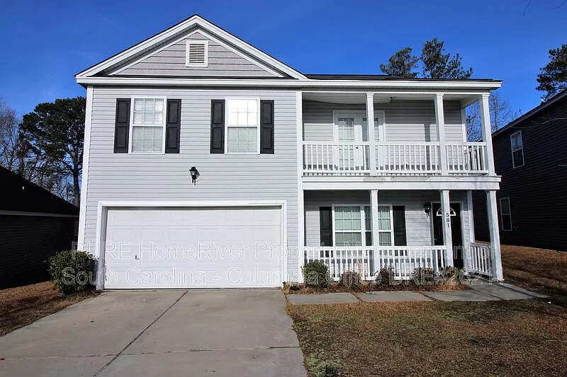 3 bed, 2.5 bath, 2364 sqft, $1,995 — Photo 1