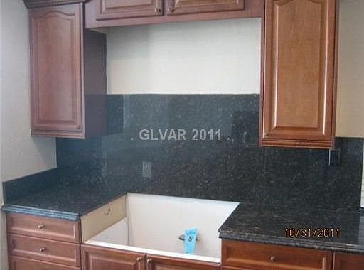 5th image of 7780 Sunrise Knoll St