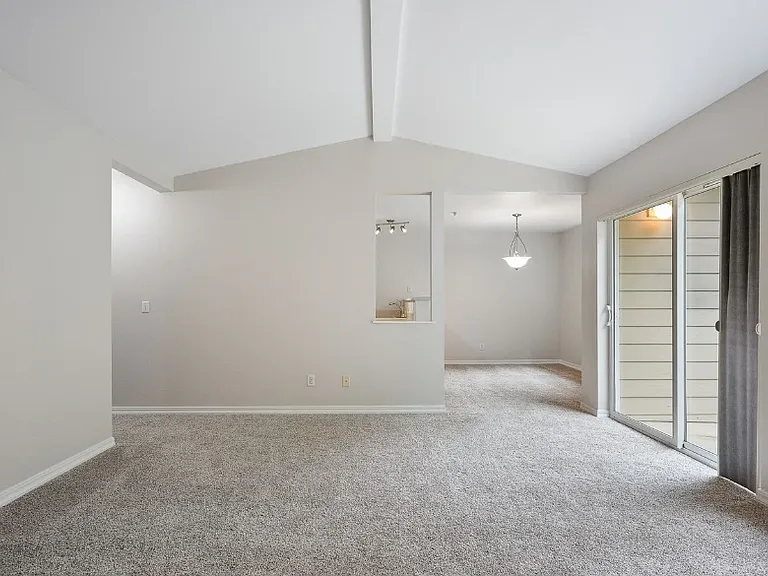 15150 140th Way SE #F304 — Photo 3