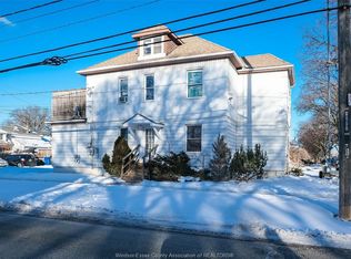 1497 Lincoln Rd, Windsor, ON N8Y2J2