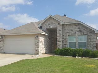 205 Weber River Trl, Fort Worth, TX 76140