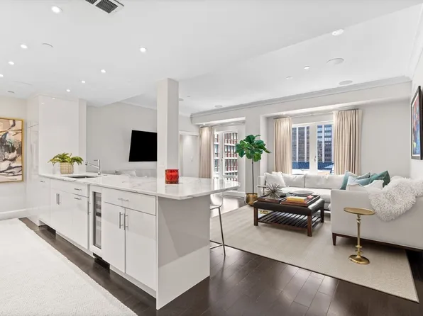 778 Boylston St APT 8E, Boston, MA 02199