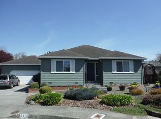 3378 Creekside Ct, Fortuna, CA 95540