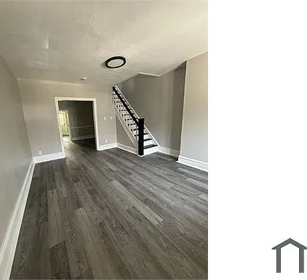 3 bed, 1050 sqft, $1,650 — Photo 1