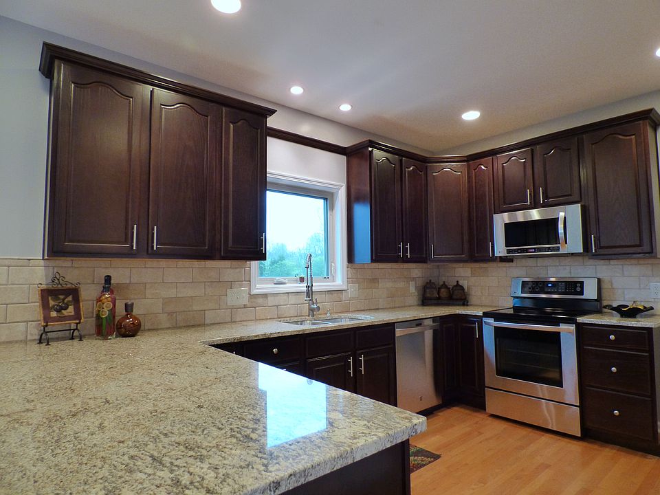 1st image of 4850 Imperial Dr