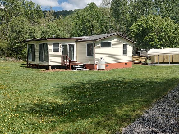 5th image of 32 Sams Branch Rd