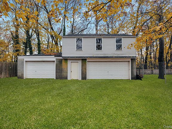 5th image of 35 Andrew Avenue