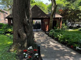 118-66 Metropolitan Ave #2D, Queens, NY 11415