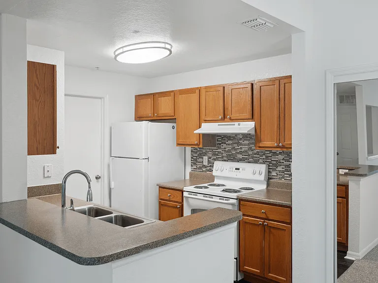 Brookwood Forest Apartments — Photo 19