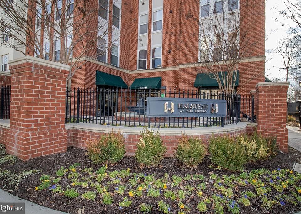 1st image of 2655 Prosperity Ave APT 315
