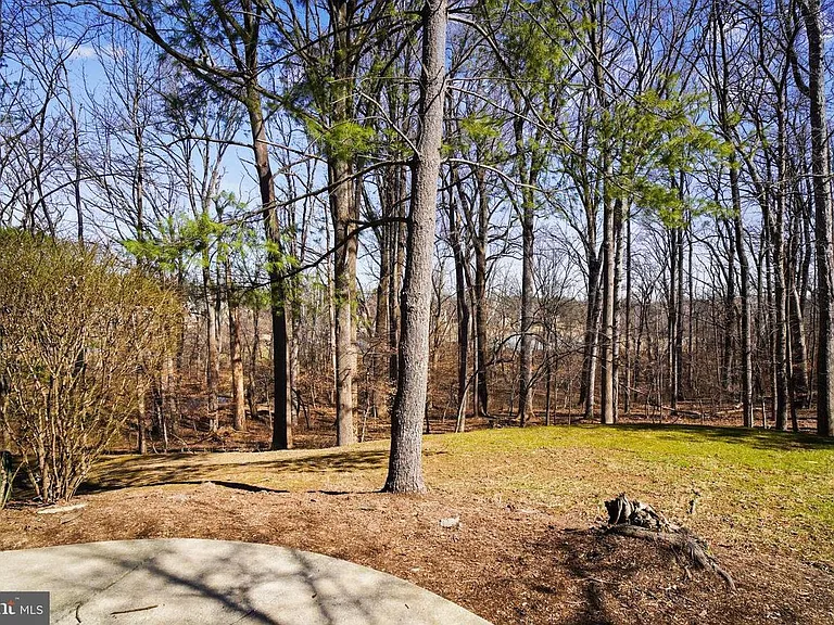 14 Windbrooke Cir — Photo 35