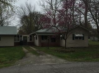 103 W Carlton St, Frontenac, KS 66763