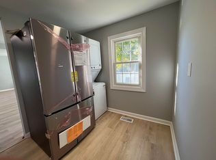 41-43 Compton St, Belford, NJ 07718