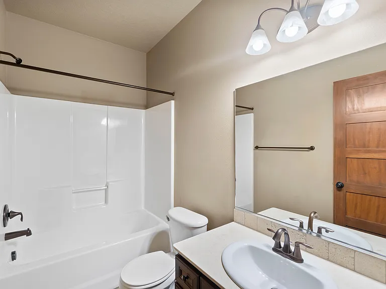 1206 N Monticello St — Photo 27