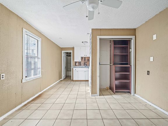 2nd image of 1504 28th St