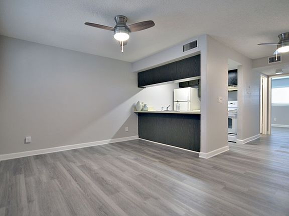 2nd image of 900 70th St N APT 106-6831