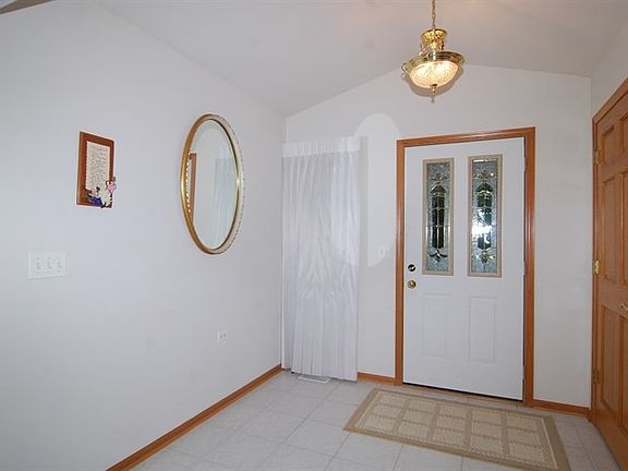 3rd image of 10517 San Luis Ln