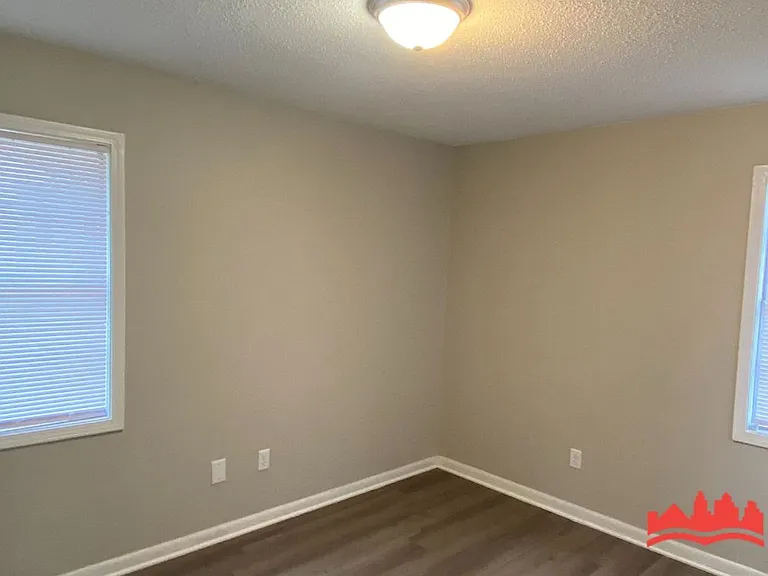 1703 Scottwood St — Photo 11