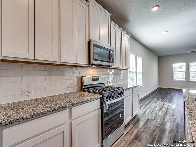 25853 Posey Dr — Photo 12