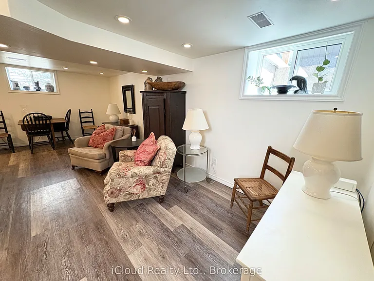 105 E 4th St — Photo 16