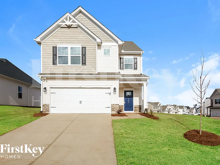 1100 Mission Hill Ln — Photo 1
