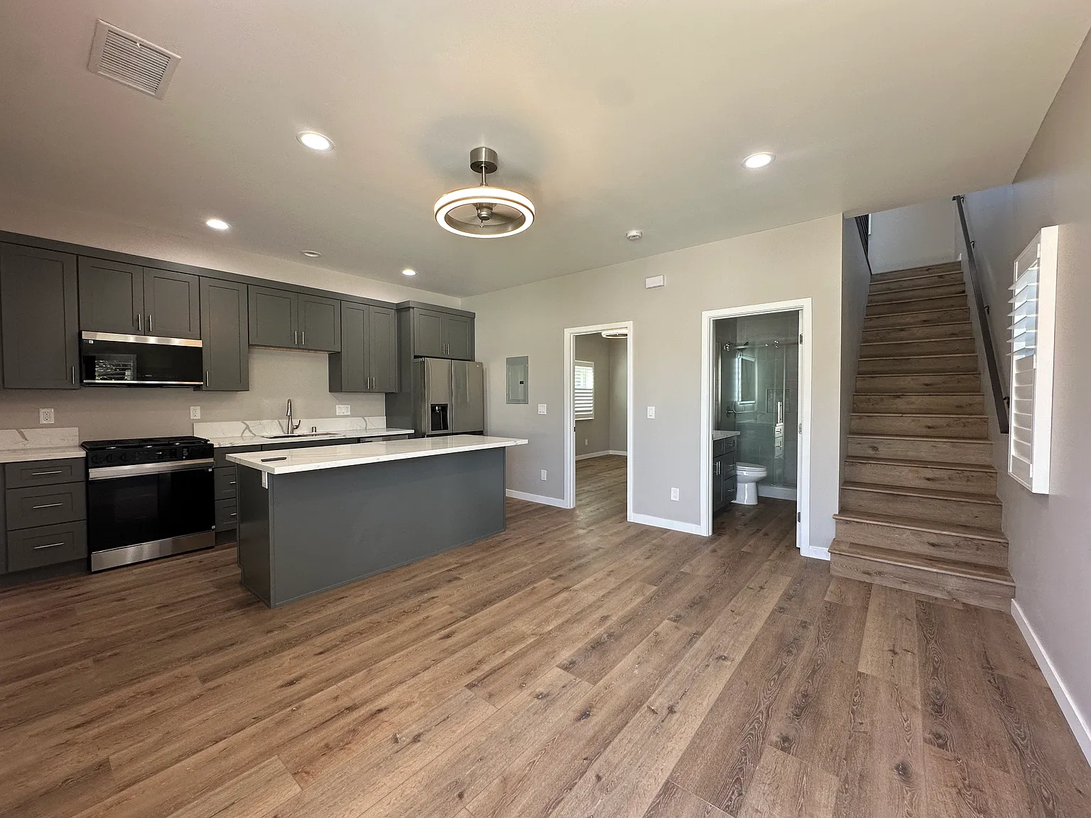 6314 Mesita Dr — Photo 2