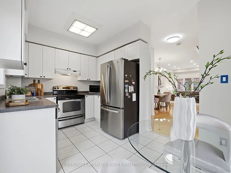 1330 Altona Rd #1 — Photo 8