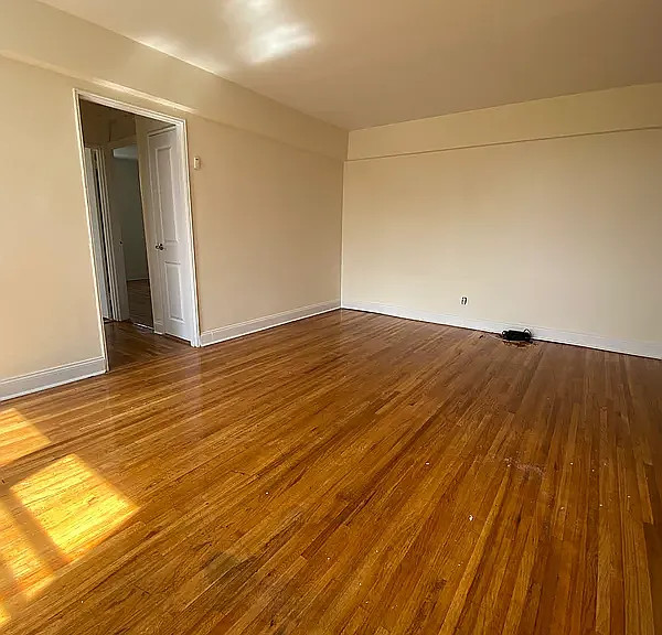 8700 25th Ave #4N — Photo 5