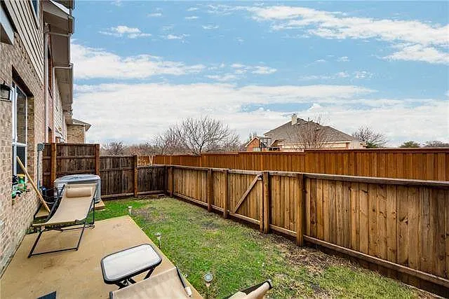4651 Penelope Ln — Photo 18