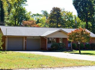 124 Carolina Dr, Reidsville, NC 27320