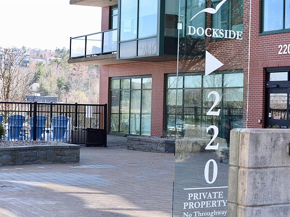 5th image of 220 Waterfront Dr #304