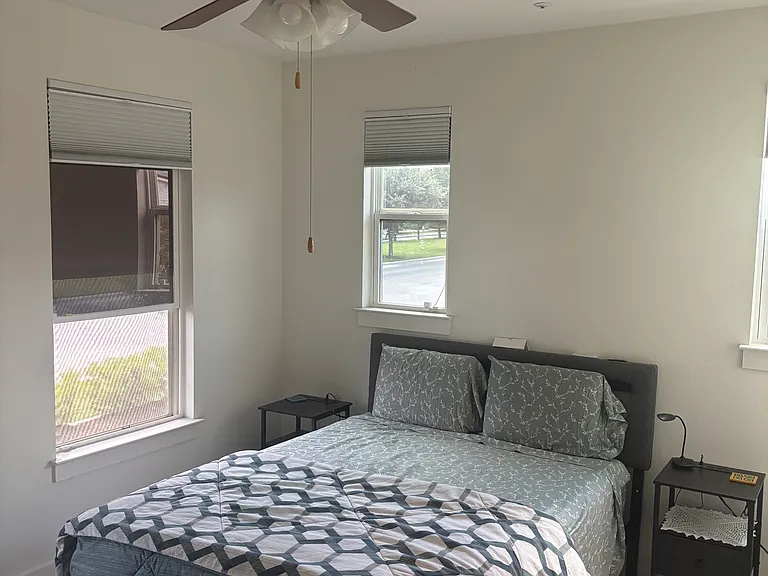 4413 Berkman Dr #A — Photo 14