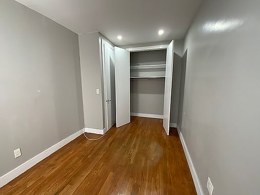 5th image of 21 Fort Washington Ave #4