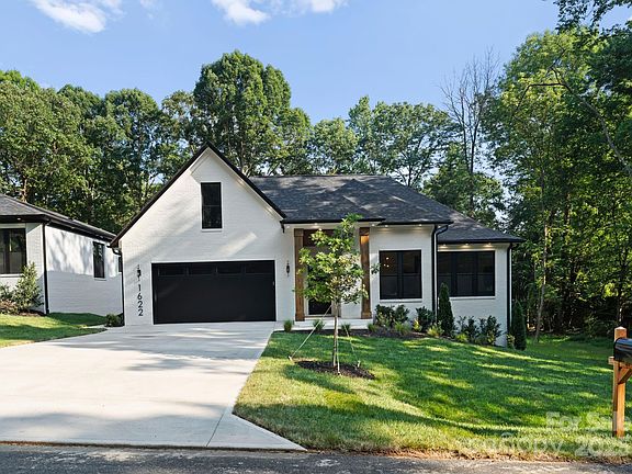 4th image of 1622 Burtonwood Cir