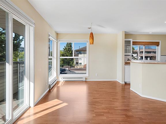 5th image of 445 Cook St #401