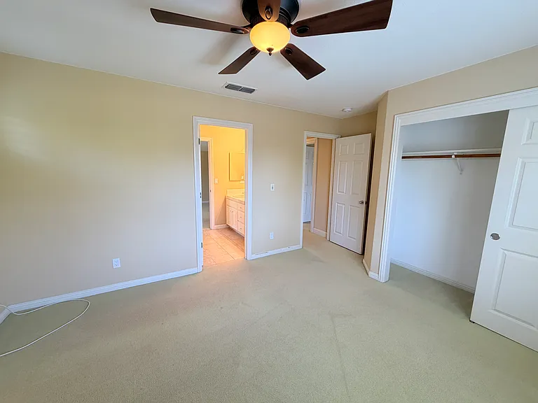 128 Regent Dr — Photo 27