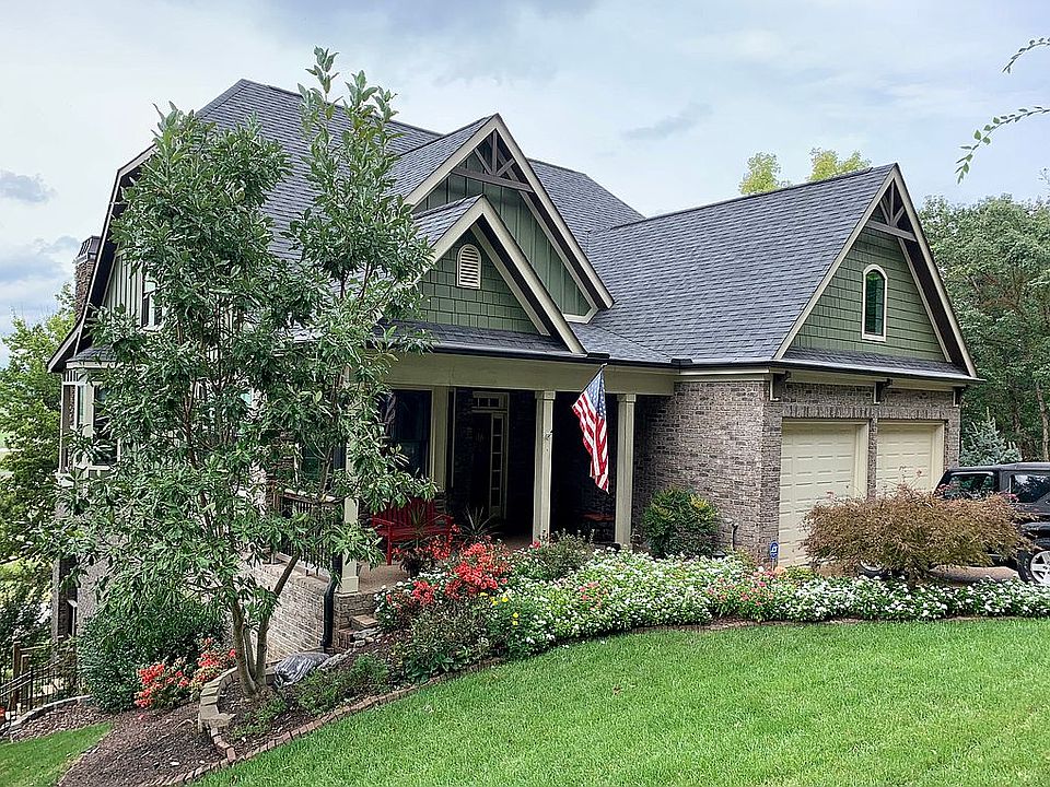1st image of 717 Black Cove Ln