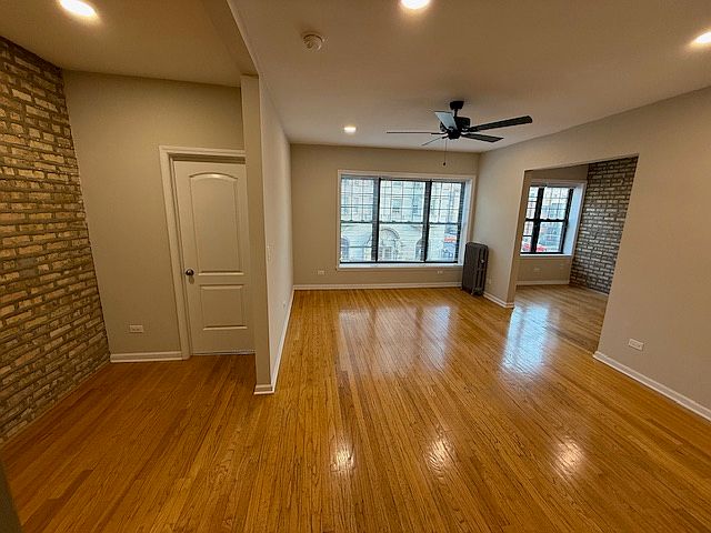 1st image of 6150 N Winthrop Ave APT 222