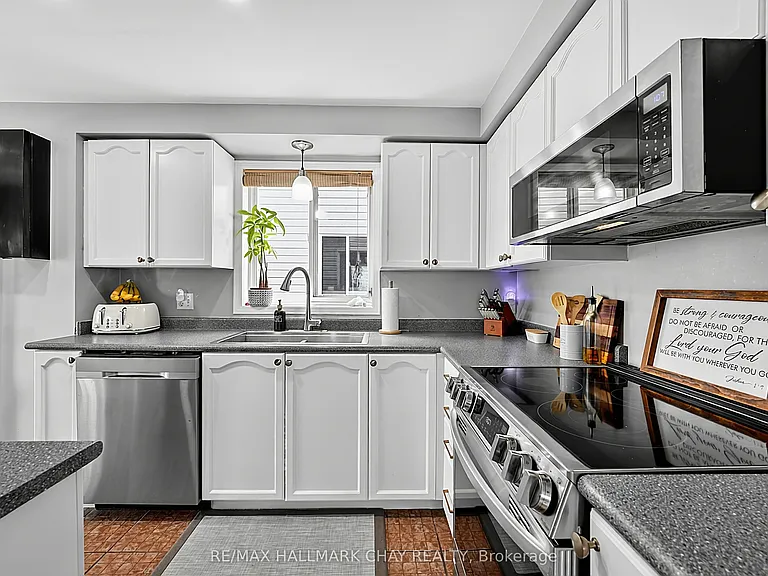 109 Wessenger Dr — Photo 11