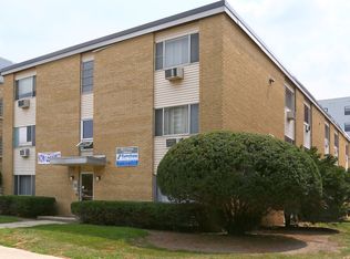 205 E Healey St #24, Champaign, IL 61820