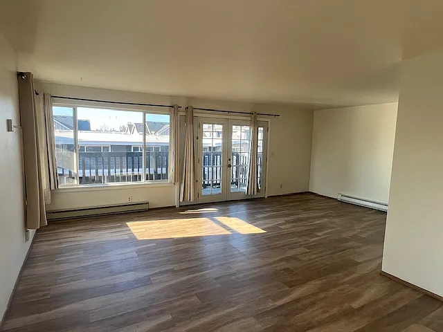 2 bed, 975 sqft, $1,950 — Photo 3