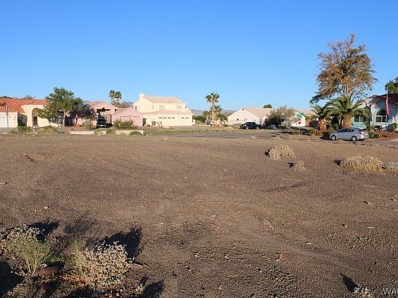 5th image of 2000 E Desert Palms Court