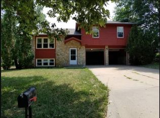 3511 Woods Ct, Manhattan, KS 66503