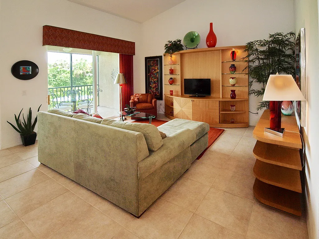 2 bed, 1226 sqft, $1,900 — Photo 3