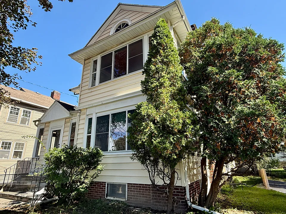 1205-07 Lancaster Ave