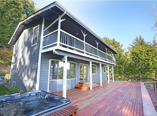 50 NE Alta Vista Dr, Belfair, WA 98528