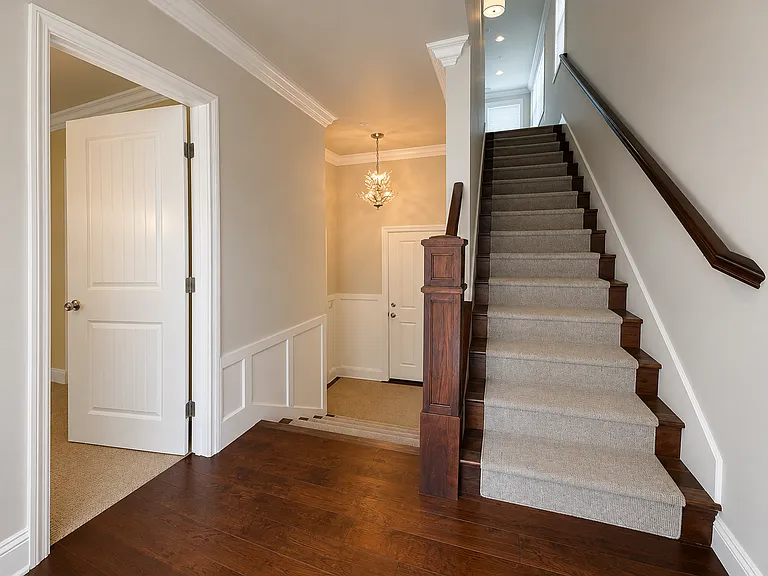 7718 Ivanhoe Ave — Photo 3