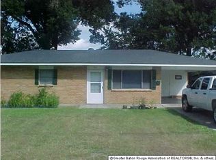 2001 Carolyn Ave, Denham Springs, LA 70726